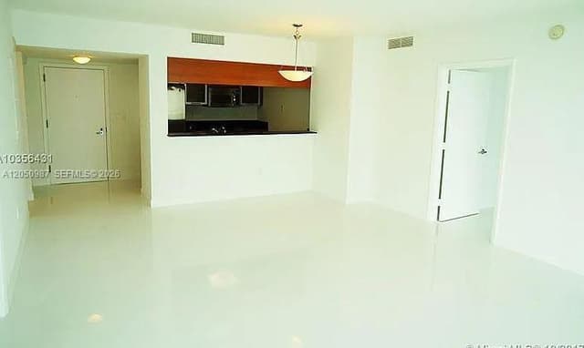 1800 N Bayshore Dr # 3014, Miami FL 33132 - Miami, FL - Photo 3