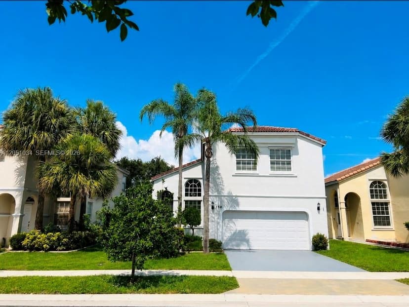 150 NW 151st Ave, Pembroke Pines FL 33028