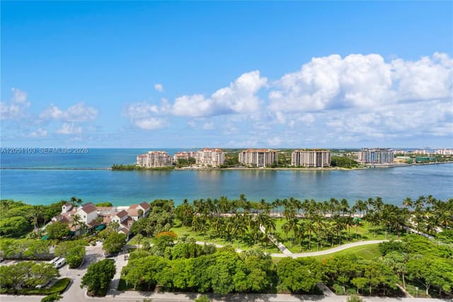 400 S Pointe Dr # 1805, Miami Beach FL 33139 - Miami Beach, FL - Photo 2