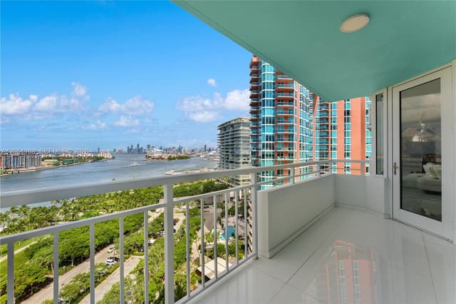 400 S Pointe Dr # 1805, Miami Beach FL 33139 - Miami Beach, FL - Photo 5