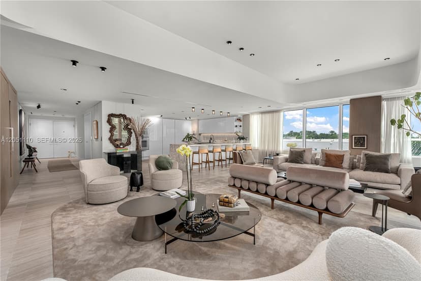 4701 N Meridian Ave # 421, Miami Beach FL 33140
