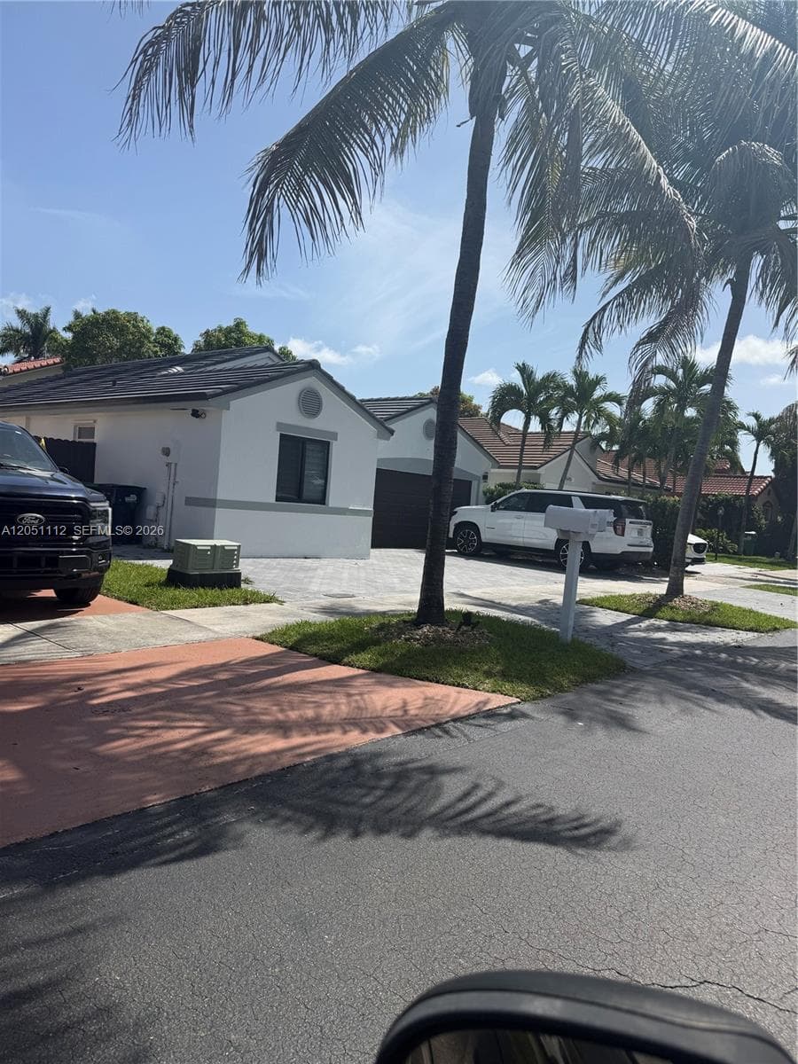 15921 SW 82 ST, Miami FL 33193