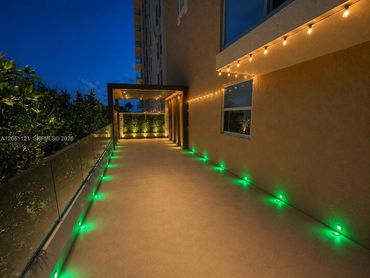 1912 S Ocean Dr # 2C, Hallandale Beach FL 33009