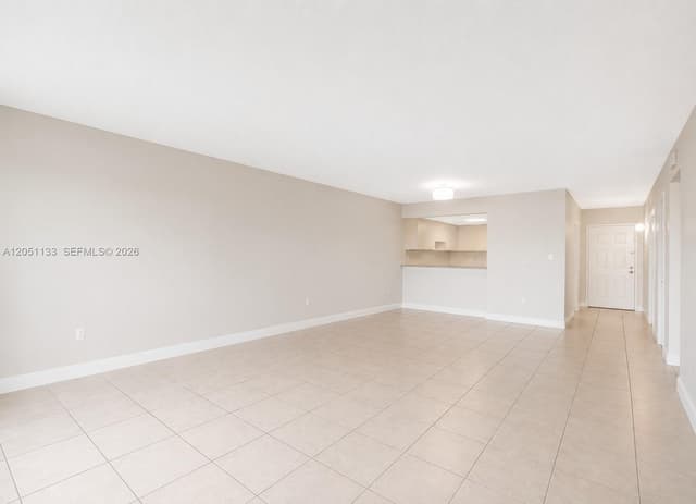 6940 Miami Gardens Dr # 531, Hialeah FL 33015 - Hialeah, FL - Photo 2