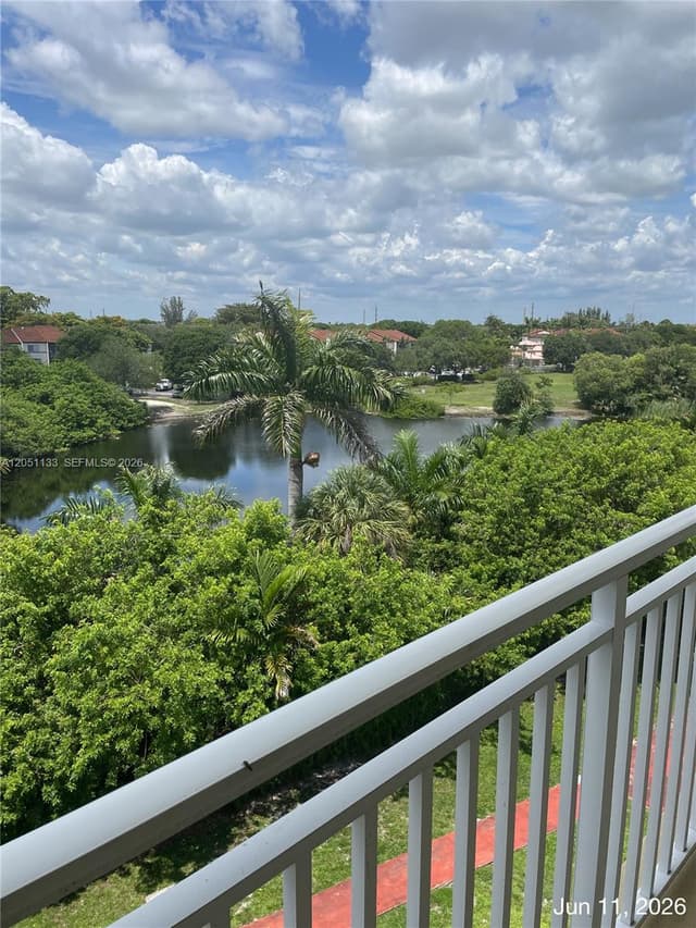 6940 Miami Gardens Dr # 531, Hialeah FL 33015 - Hialeah, FL - Photo 7