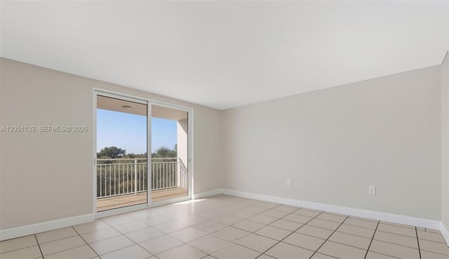 6940 Miami Gardens Dr # 531, Hialeah FL 33015 - Hialeah, FL - Photo 4