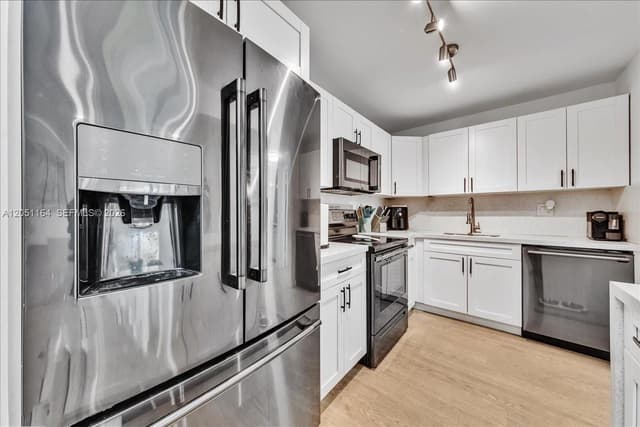 9225 SW 87th Ave # A12, Miami FL 33176 - Miami, FL - Photo 2