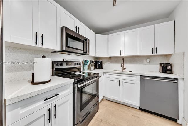 9225 SW 87th Ave # A12, Miami FL 33176 - Miami, FL - Photo 5