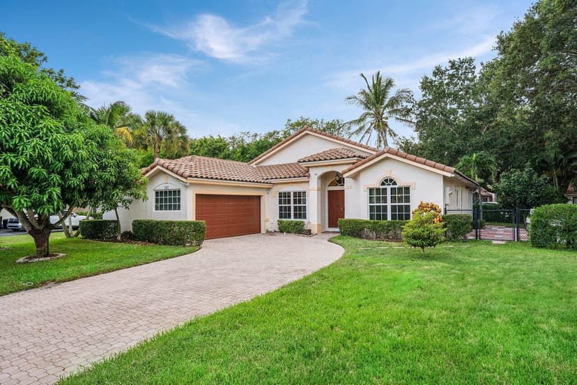 5563 NW 41st Avenue, Coconut Creek FL 33073