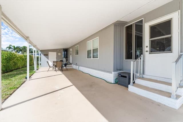 5389 NW 3rd Avenue, Deerfield Beach FL 33064 - Deerfield Beach, FL - Photo 2