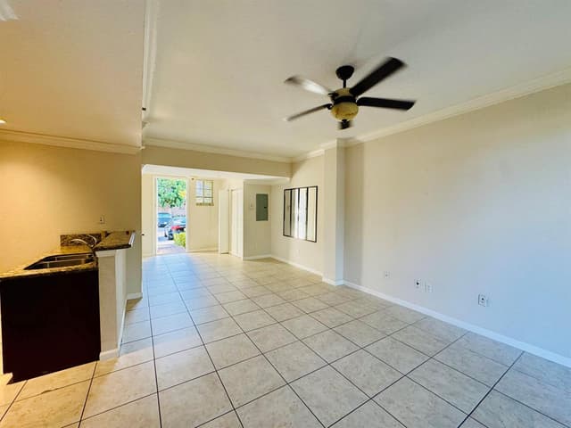 1954 Freeport Lane # 1954, Riviera Beach FL 33404 - Riviera Beach, FL - Photo 7