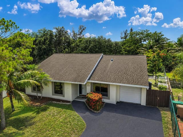 3930 NW 79th Way, Davie FL 33024 - Davie, FL - Photo 6