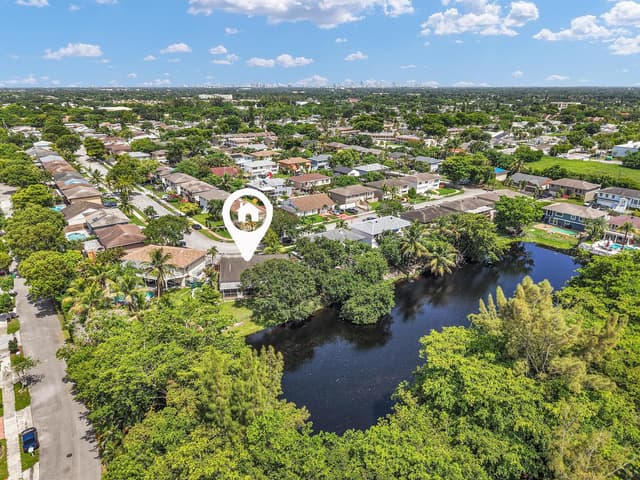 3930 NW 79th Way, Davie FL 33024 - Davie, FL - Photo 5