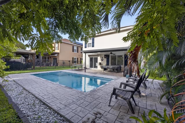3758 Whitney Park Lane, FL 33463 - Photo 6