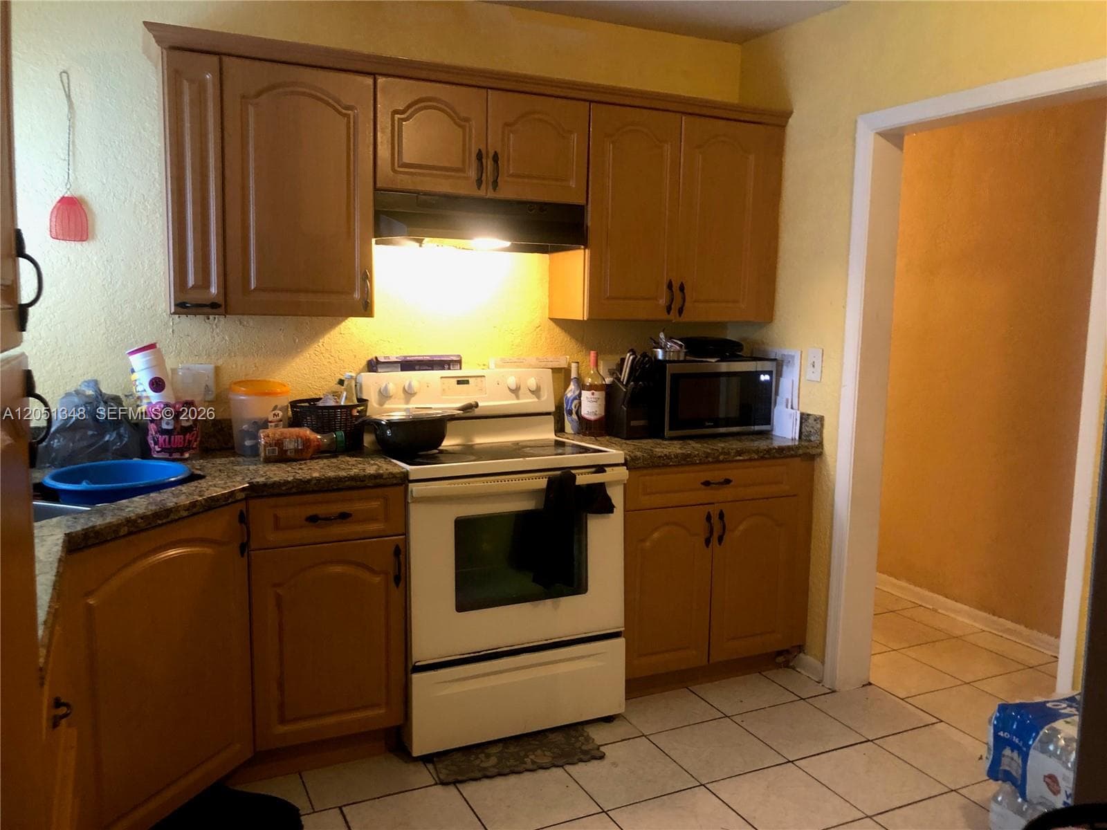 1011 NW 183rd Dr, Miami Gardens FL 33169