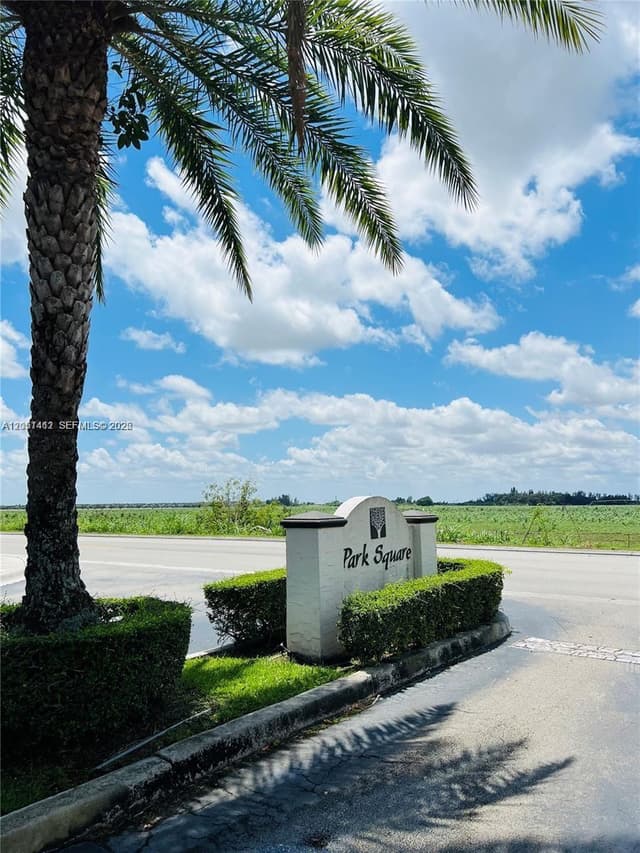16453 SW 75th Ter, Miami FL 33193 - Miami, FL - Photo 2