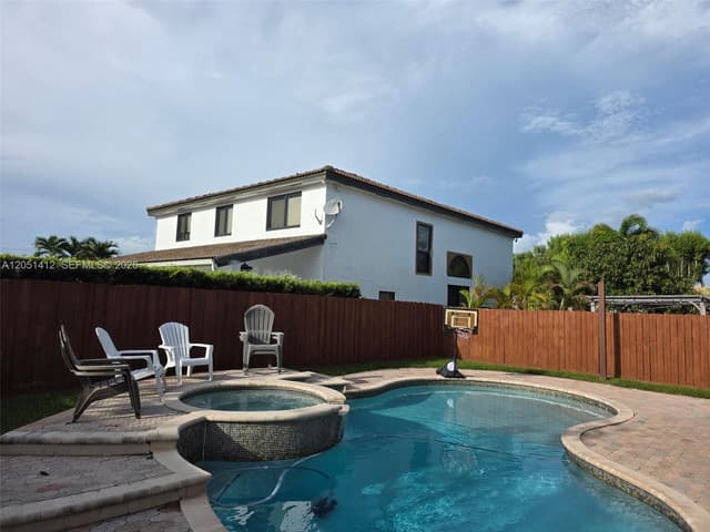 16453 SW 75th Ter, Miami FL 33193 - Miami, FL - Photo 7