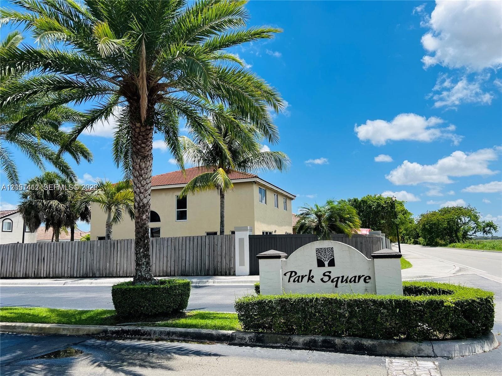 16453 SW 75th Ter, Miami FL 33193 - Miami, FL - Photo 1