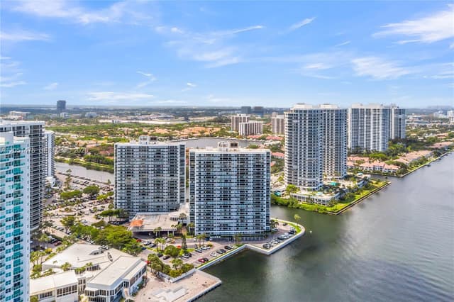 20515 E Country Club Dr # 248, Aventura FL 33180 - Aventura, FL - Photo 6