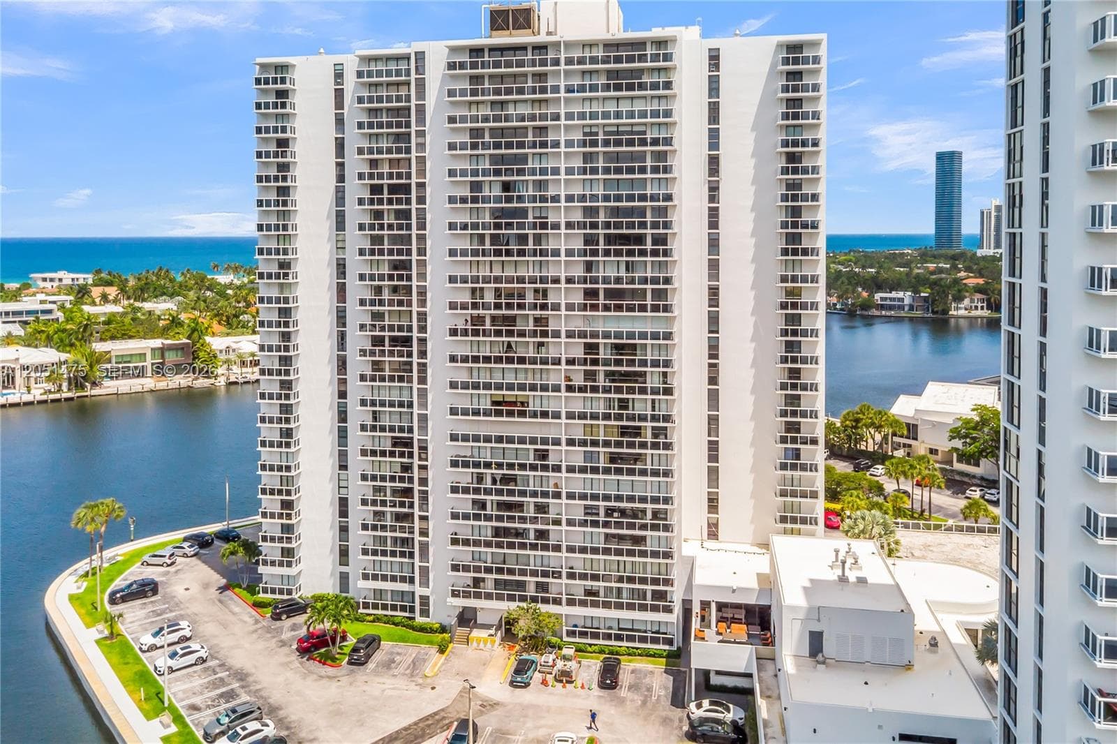 20515 E Country Club Dr # 248, Aventura FL 33180