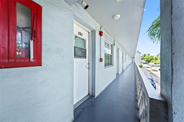 1610 NW N River Dr # 201, Miami FL 33125 - Miami, FL - Photo 4
