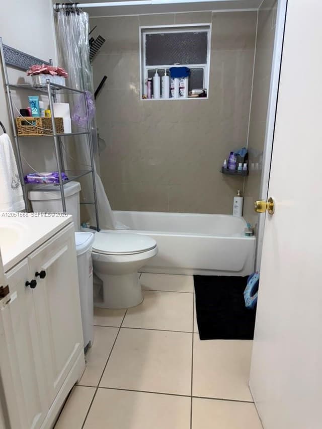 1630 W 46th St # 504C, Hialeah FL 33012 - Hialeah, FL - Photo 3
