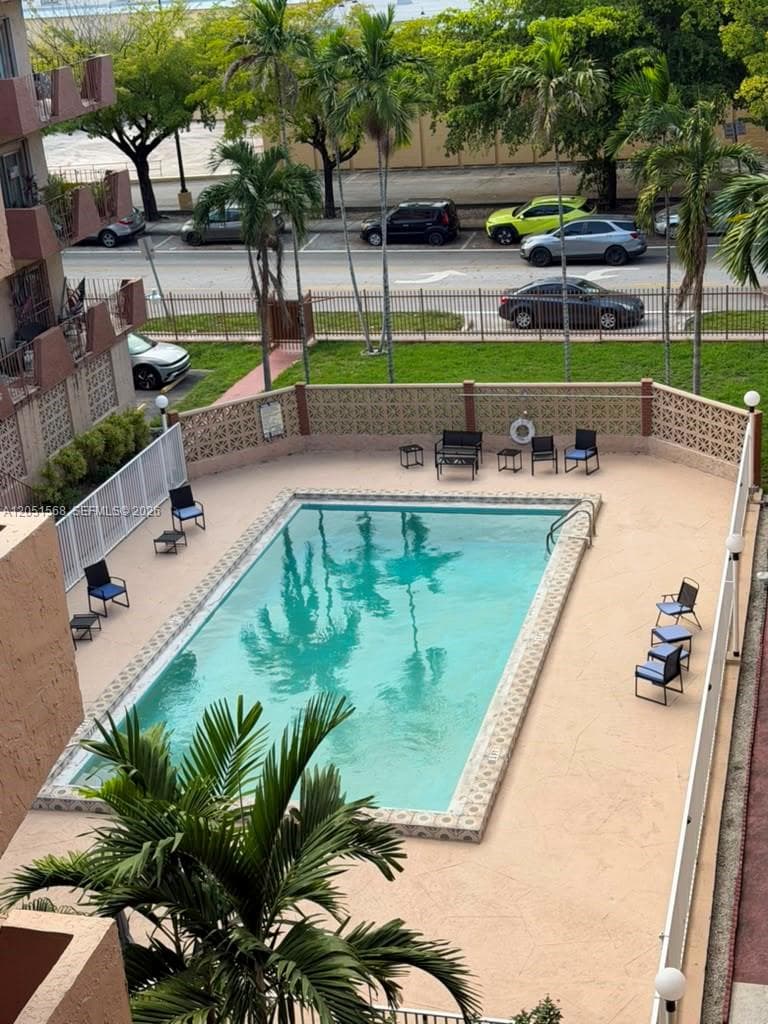 1630 W 46th St # 504C, Hialeah FL 33012