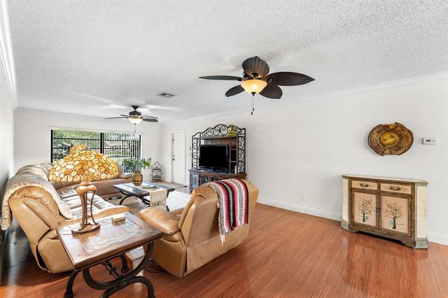 4863 Hawkwood Road # B, Boynton Beach FL 33436 - Boynton Beach, FL - Photo 2