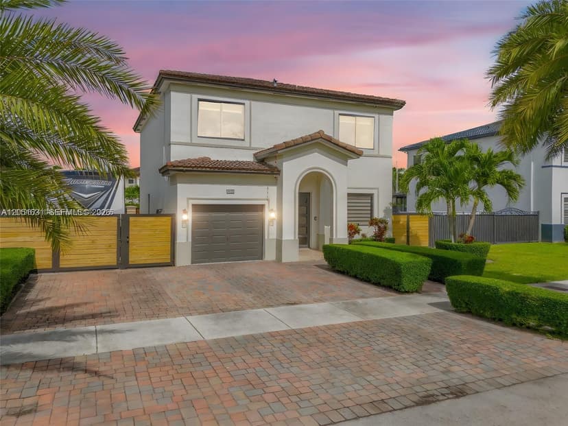 27260 SW 136th Path, Homestead FL 33032