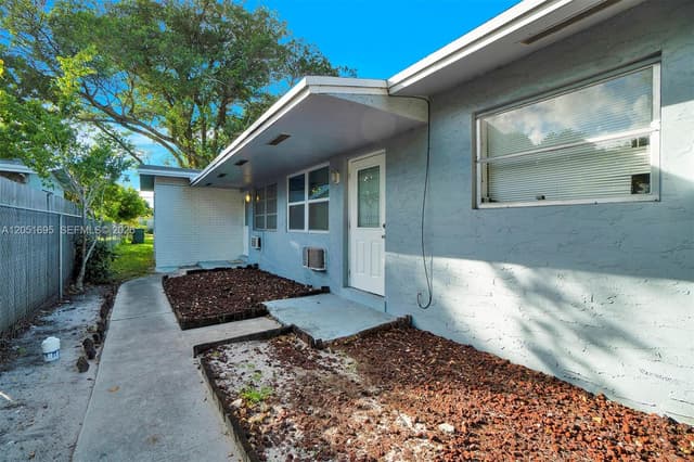 1515 NW 2nd Ave, Fort Lauderdale FL 33311 - Fort Lauderdale, FL - Photo 6