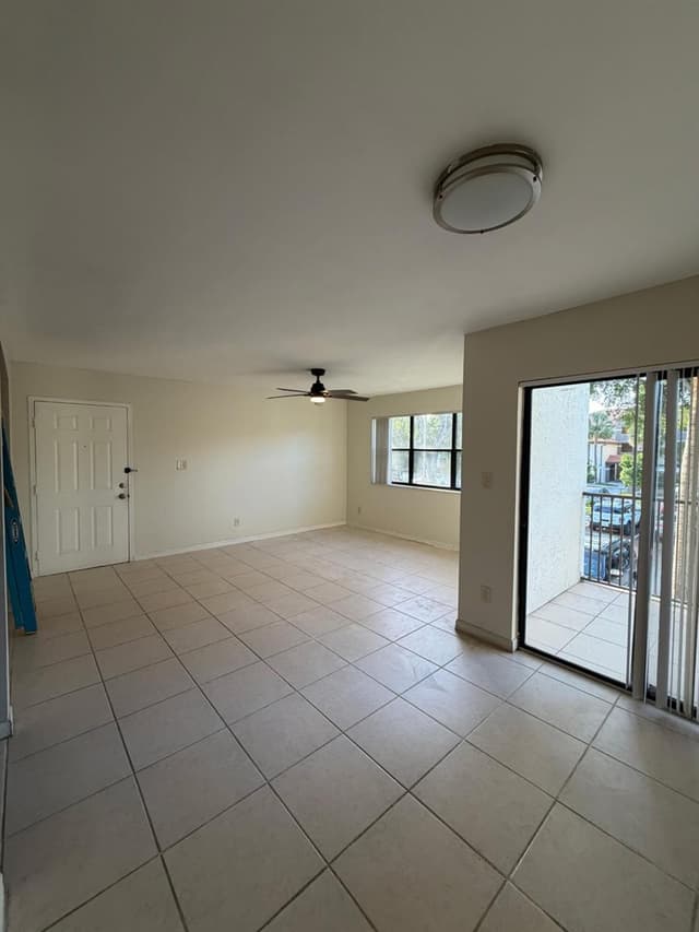540 S Park Road # 9, Hollywood FL 33021 - Hollywood, FL - Photo 2