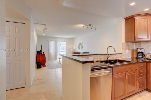 2212 NE 1st Way # 101, Boynton Beach FL 33435 - Boynton Beach, FL - Photo 7