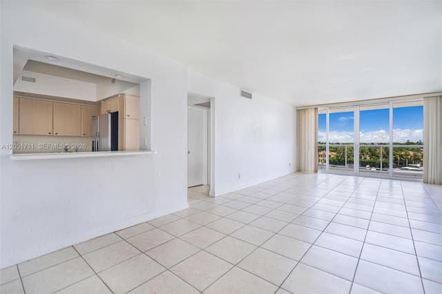 5600 Collins Ave # 7J, Miami Beach FL 33140 - Miami Beach, FL - Photo 6