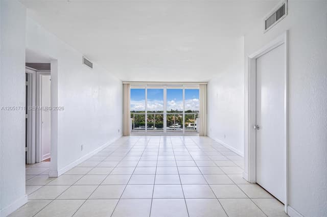 5600 Collins Ave # 7J, Miami Beach FL 33140 - Miami Beach, FL - Photo 7