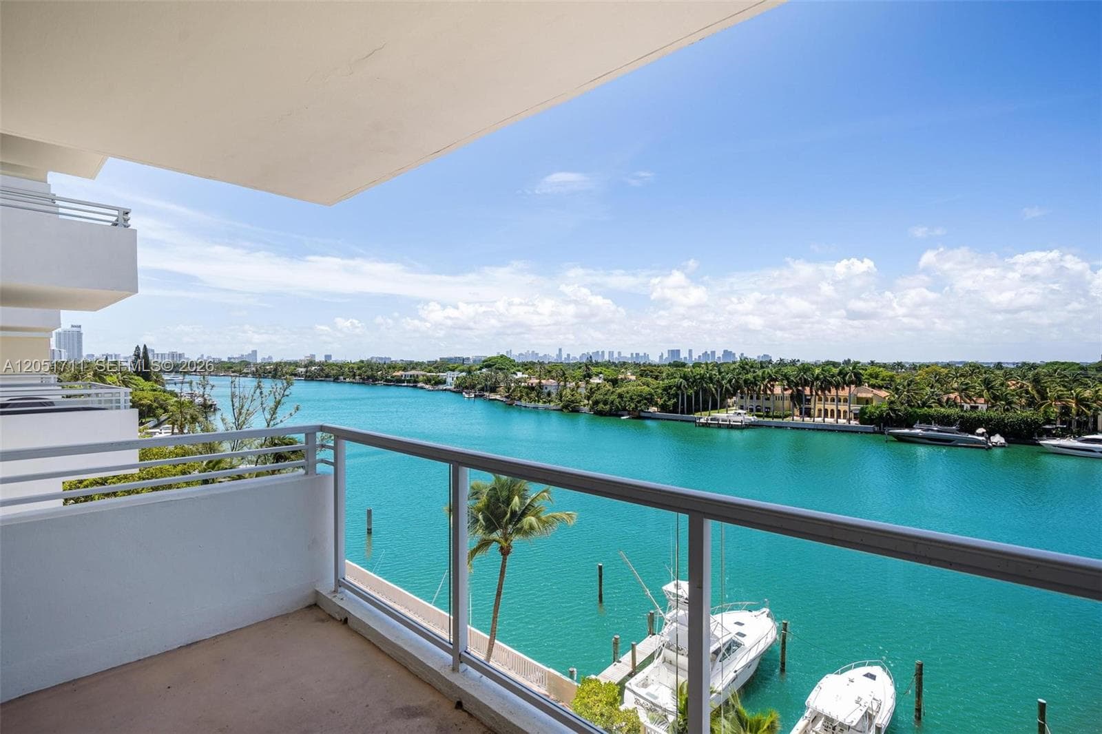 5600 Collins Ave # 7J, Miami Beach FL 33140 - Miami Beach, FL - Photo 1