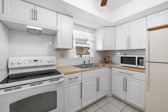 2915 Crosley Drive W # G, West Palm Beach FL 33415 - West Palm Beach, FL - Photo 3