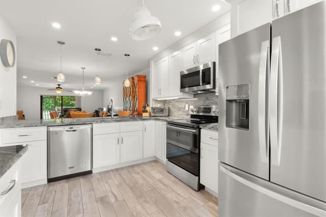 22075 Las Brisas Circle # 306, Boca Raton FL 33433 - Boca Raton, FL - Photo 2