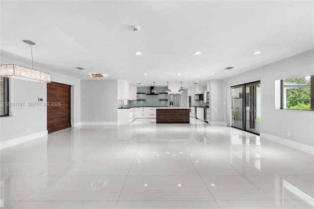 2700 SW 116th Ave, Davie FL 33330 - Davie, FL - Photo 7