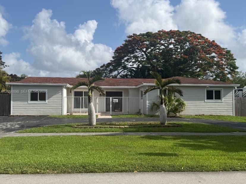 10601 SW 96th St, Miami FL 33176