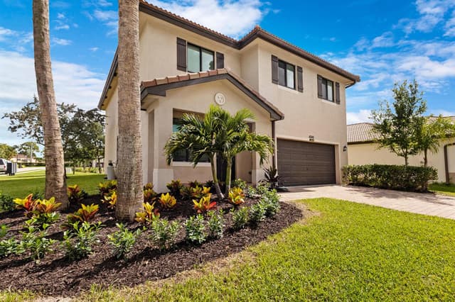 4846 Pond Pine Way, FL 33463 - Photo 2