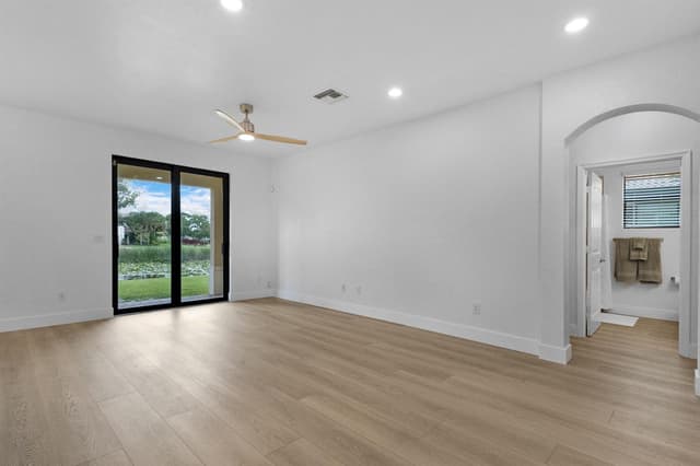 4846 Pond Pine Way, FL 33463 - Photo 7