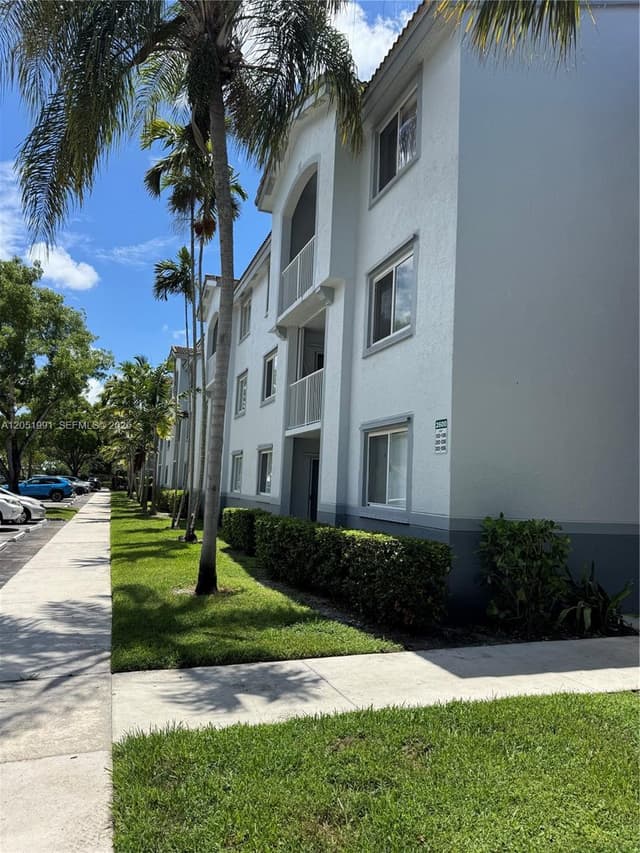 2600 S University Dr # 103, Davie FL 33328 - Davie, FL - Photo 3
