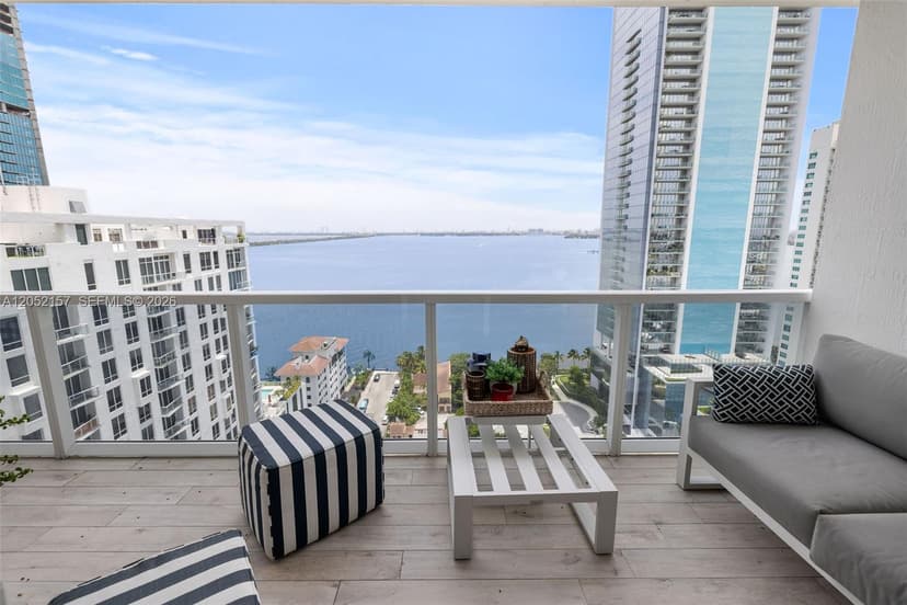 600 NE 27th St # 2202, Miami FL 33137
