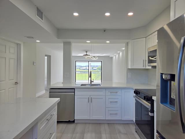 14426 Amberly Lane # 203, Delray Beach FL 33446 - Delray Beach, FL - Photo 7