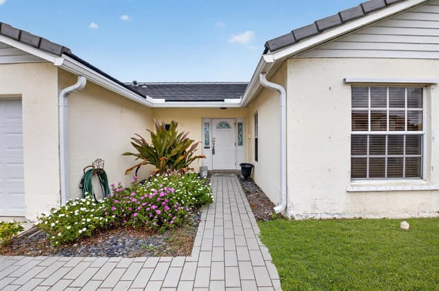 6773 Alden Ridge Drive, Boynton Beach FL 33437 - Boynton Beach, FL - Photo 4
