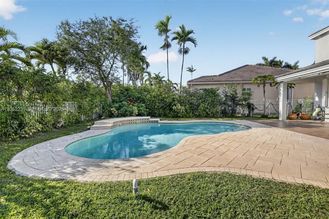 1311 Croton Ct, Weston FL 33327 - Weston, FL - Photo 5
