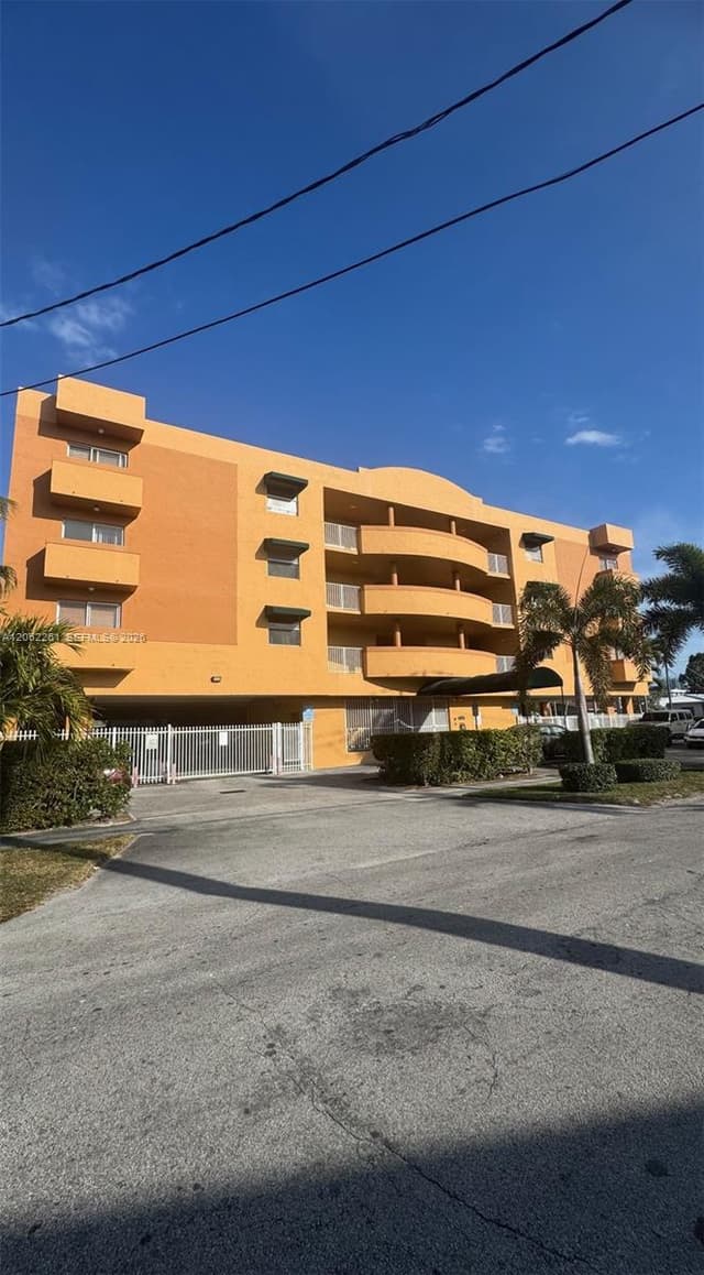 2441 SW 31st Ave # 303, Miami FL 33145 - Miami, FL - Photo 4