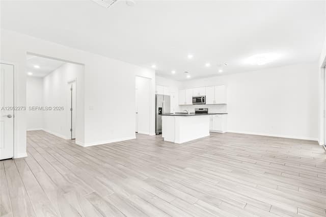 4164 Ficus St, Hollywood FL 33021 - Hollywood, FL - Photo 4
