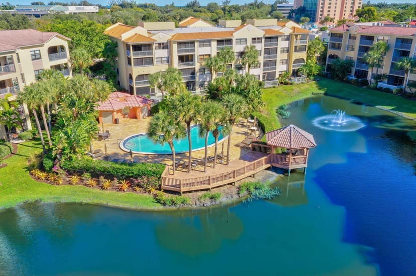 700 Uno Lago Drive # 403, Juno Beach FL 33408