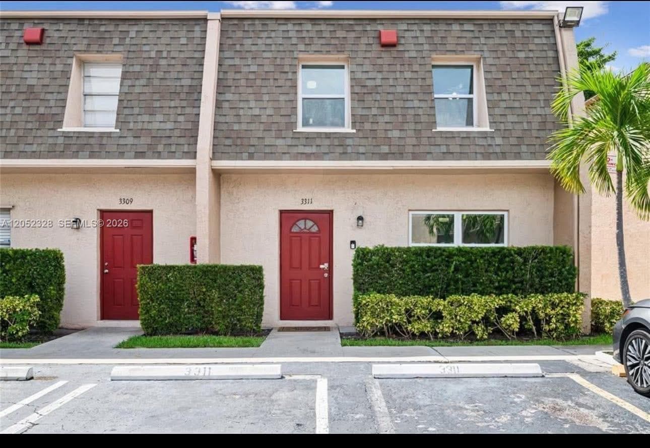 3311 Mallard Close # 51, Pompano Beach FL 33064 - Pompano Beach, FL - Photo 1